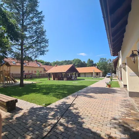 Hotel Eco Ribellium 3*