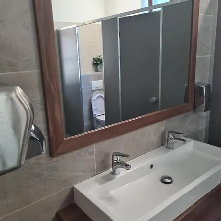Hotel Eco Ribellium